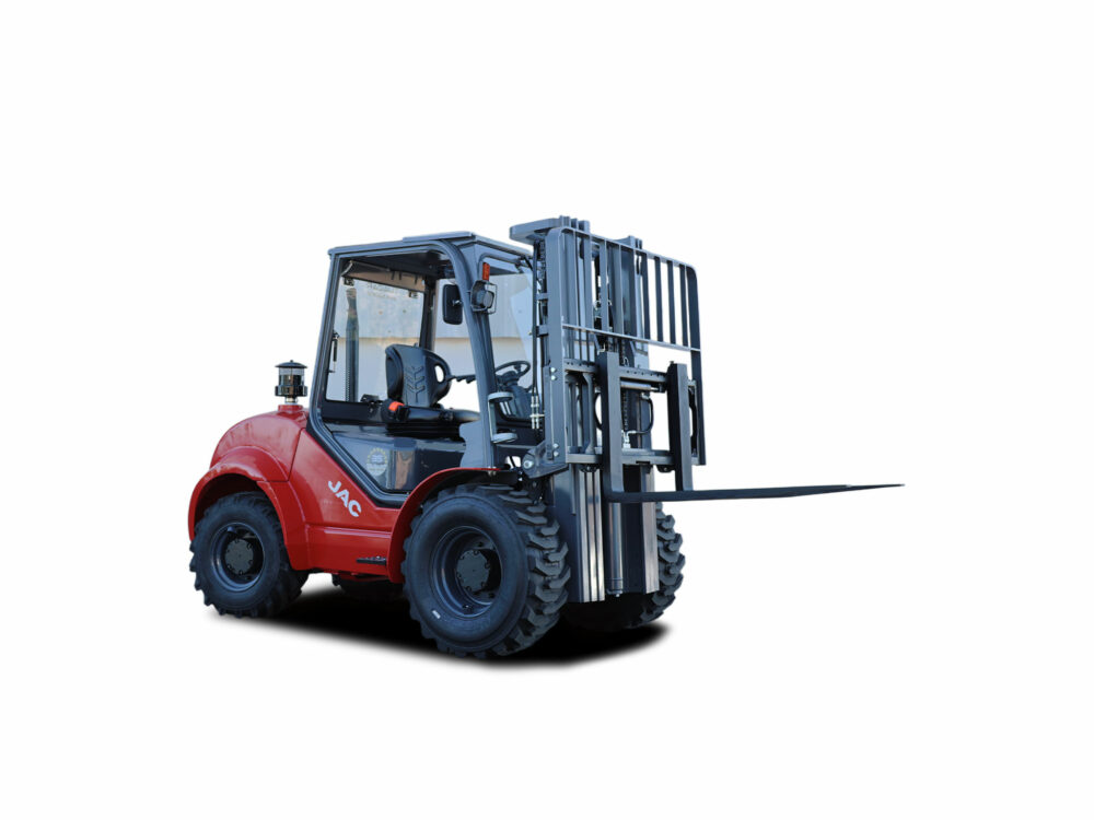 Empilhador diesel 4x4 JAC CPCD35R 4WD com tração total e motor Mitsubishi