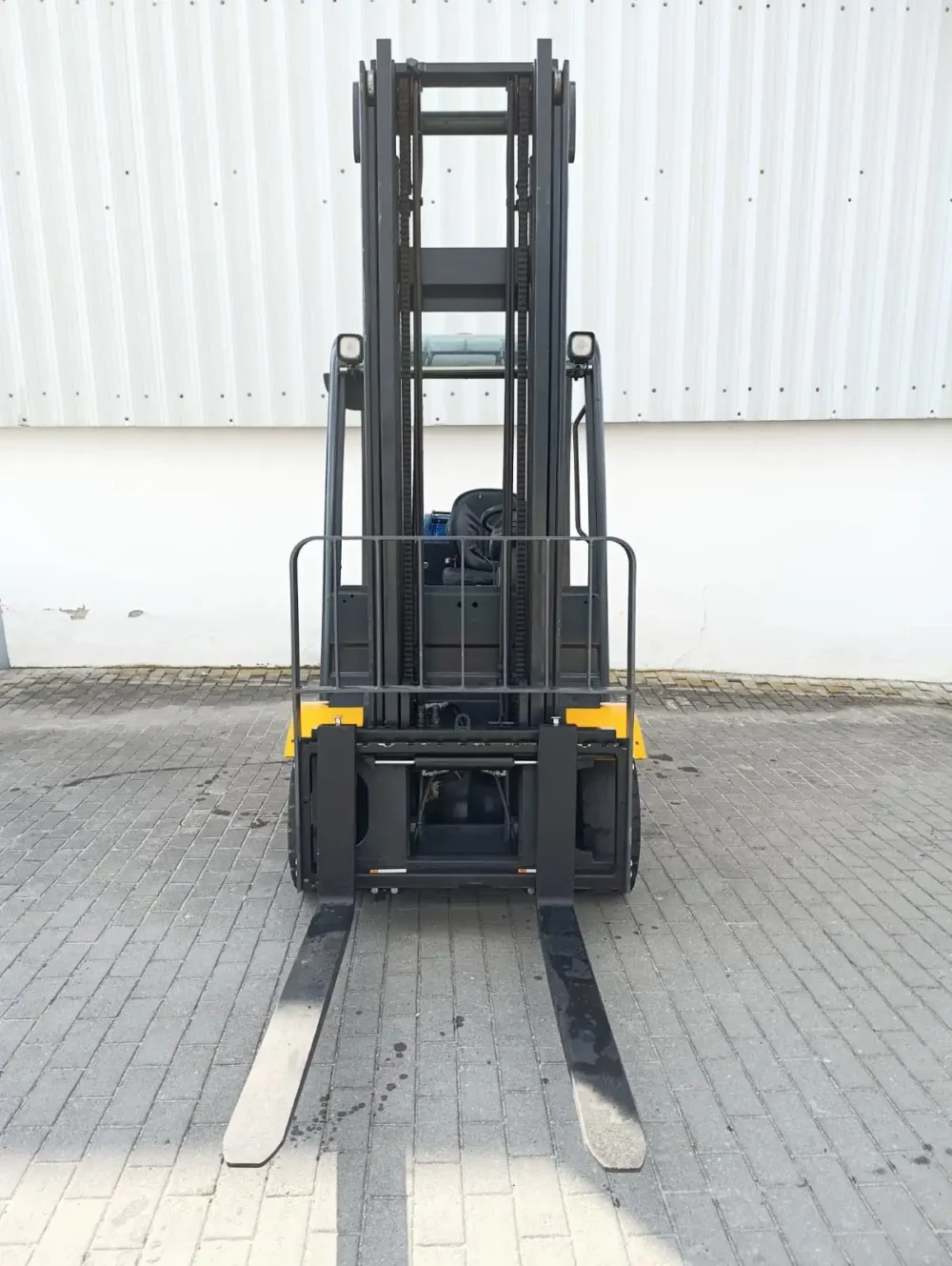 Empilhador a gás JUNGHEINRICH TFG 430 tuacar mirandela